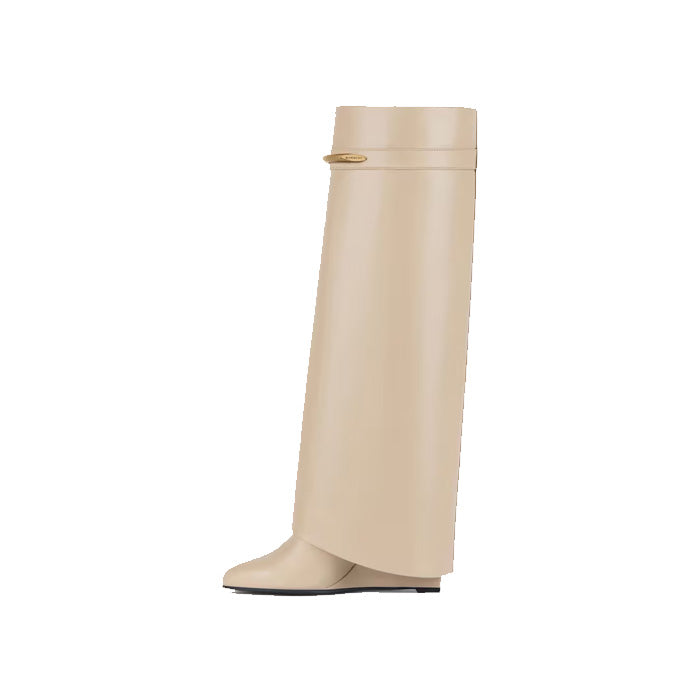 GIVENCHY