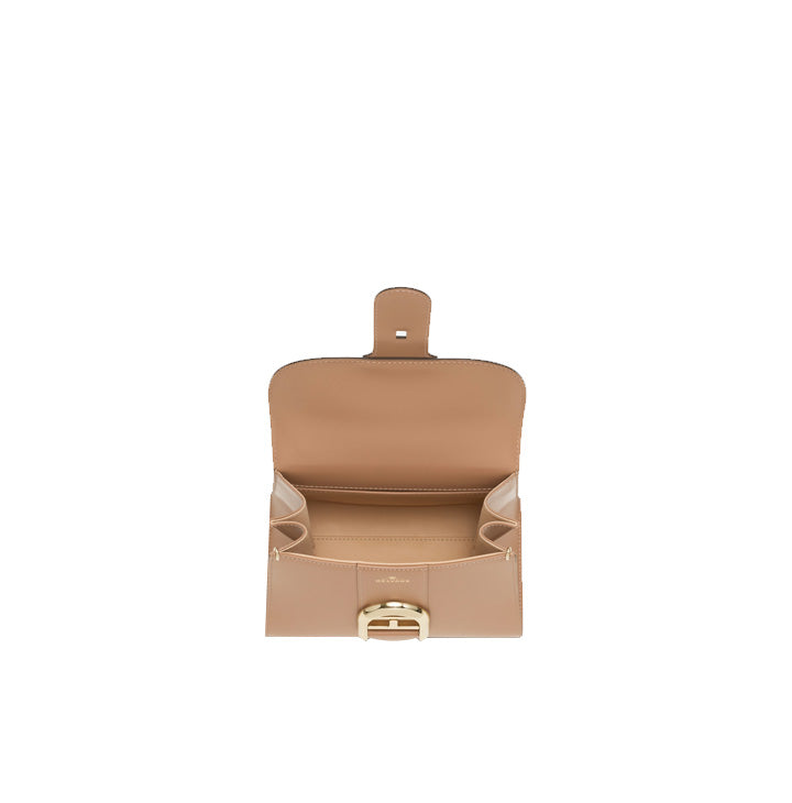 DELVAUX