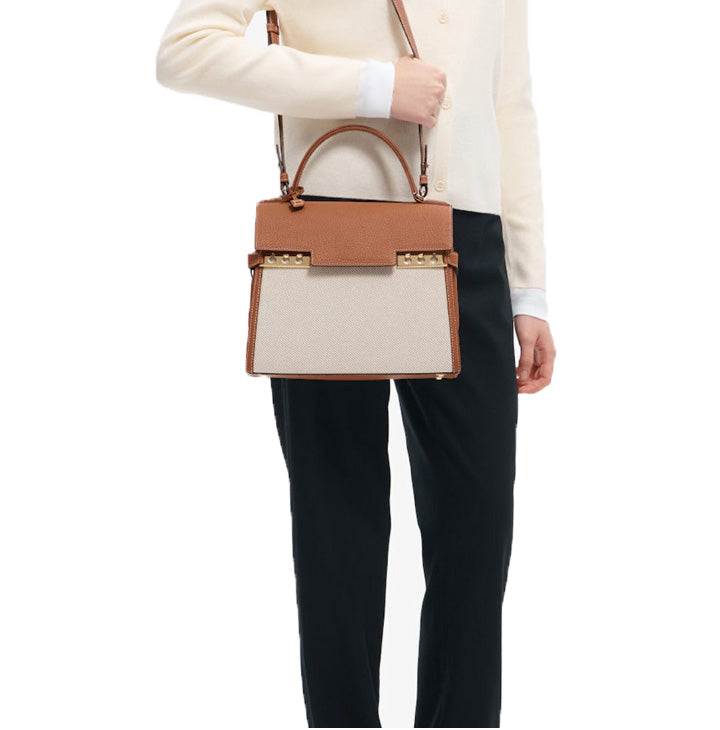DELVAUX