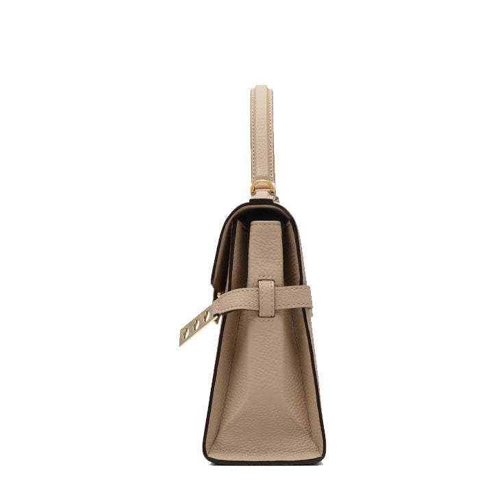 DELVAUX