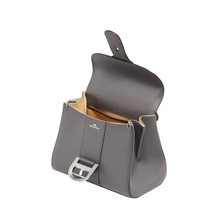DELVAUX
