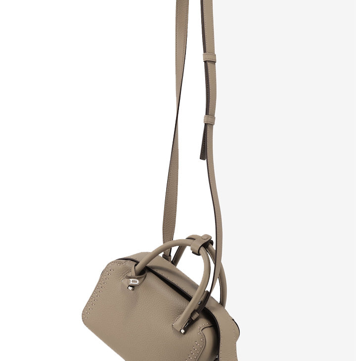 DELVAUX