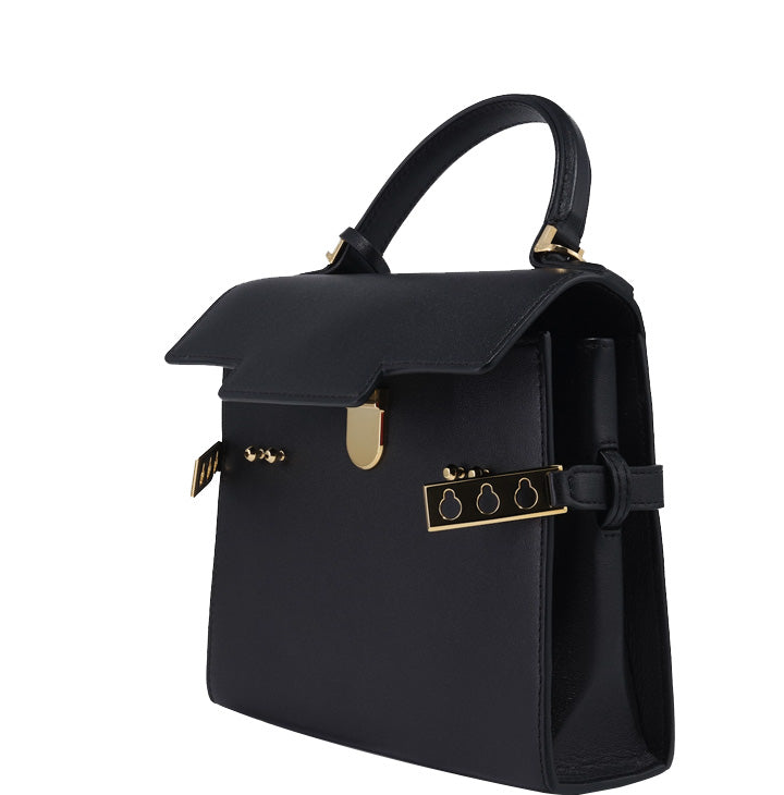 DELVAUX