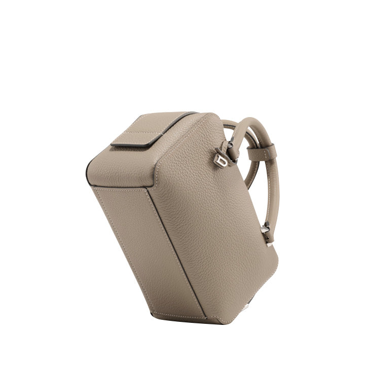 DELVAUX