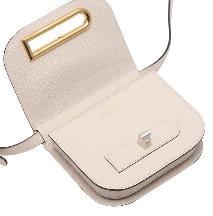 DELVAUX