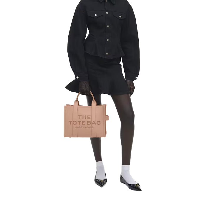 MARC JACOBS