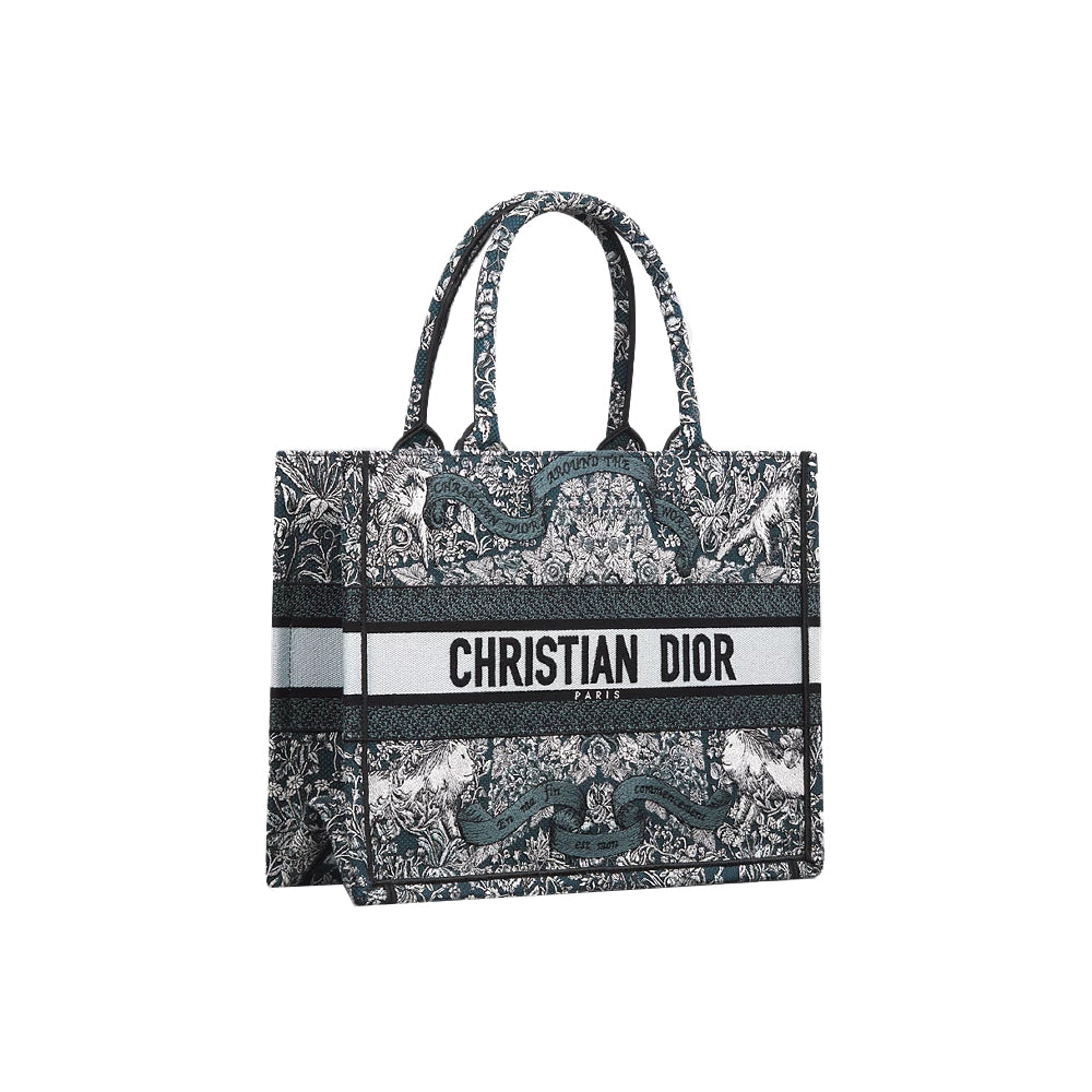 CHRISTIAN DIOR