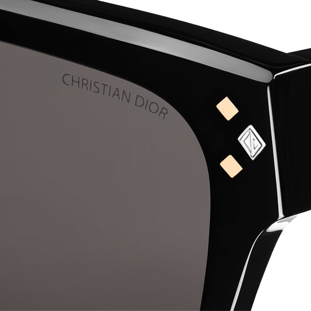 CHRISTIAN DIOR