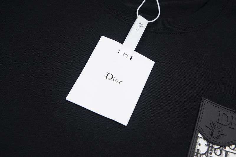 CHRISTIAN DIOR