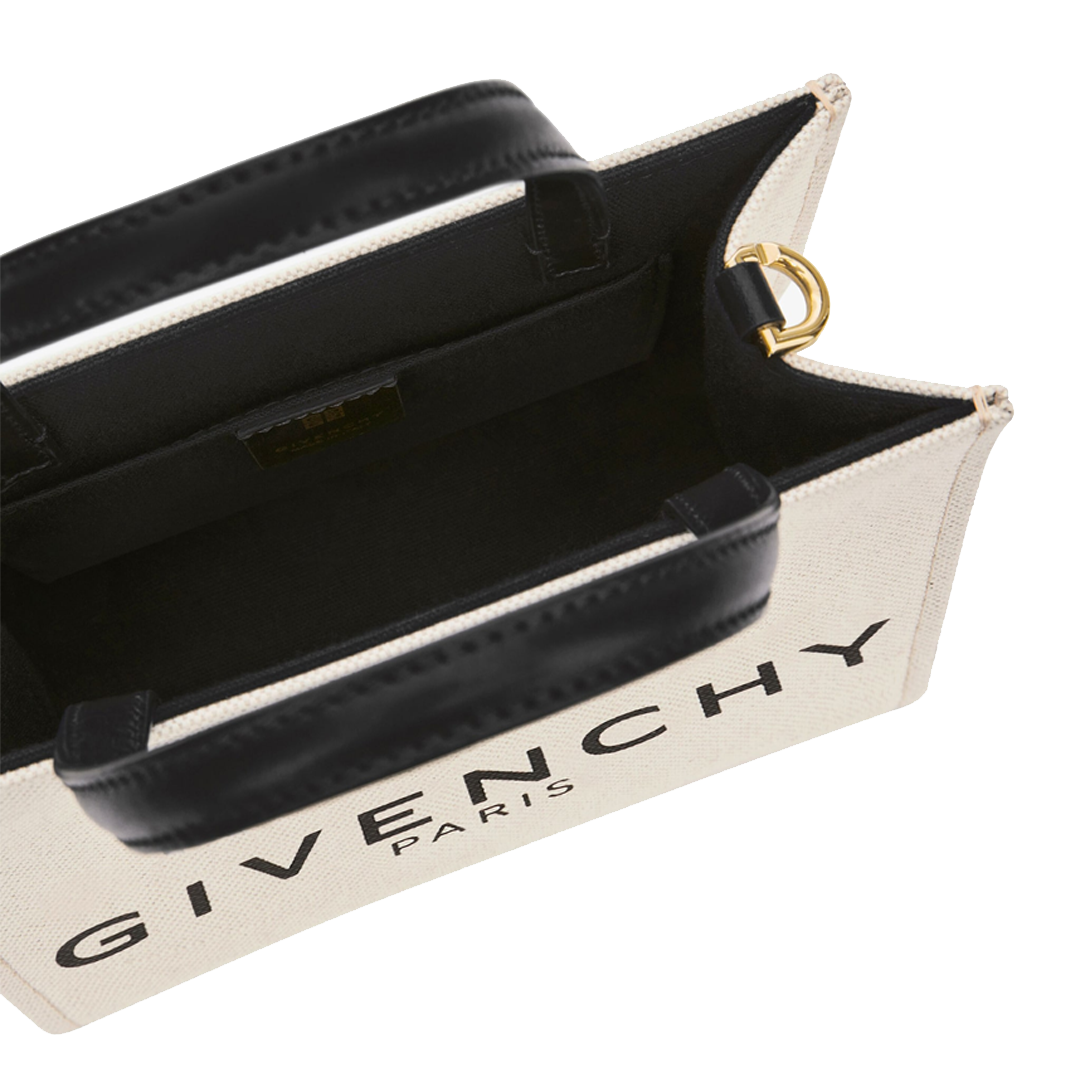 GIVENCHY