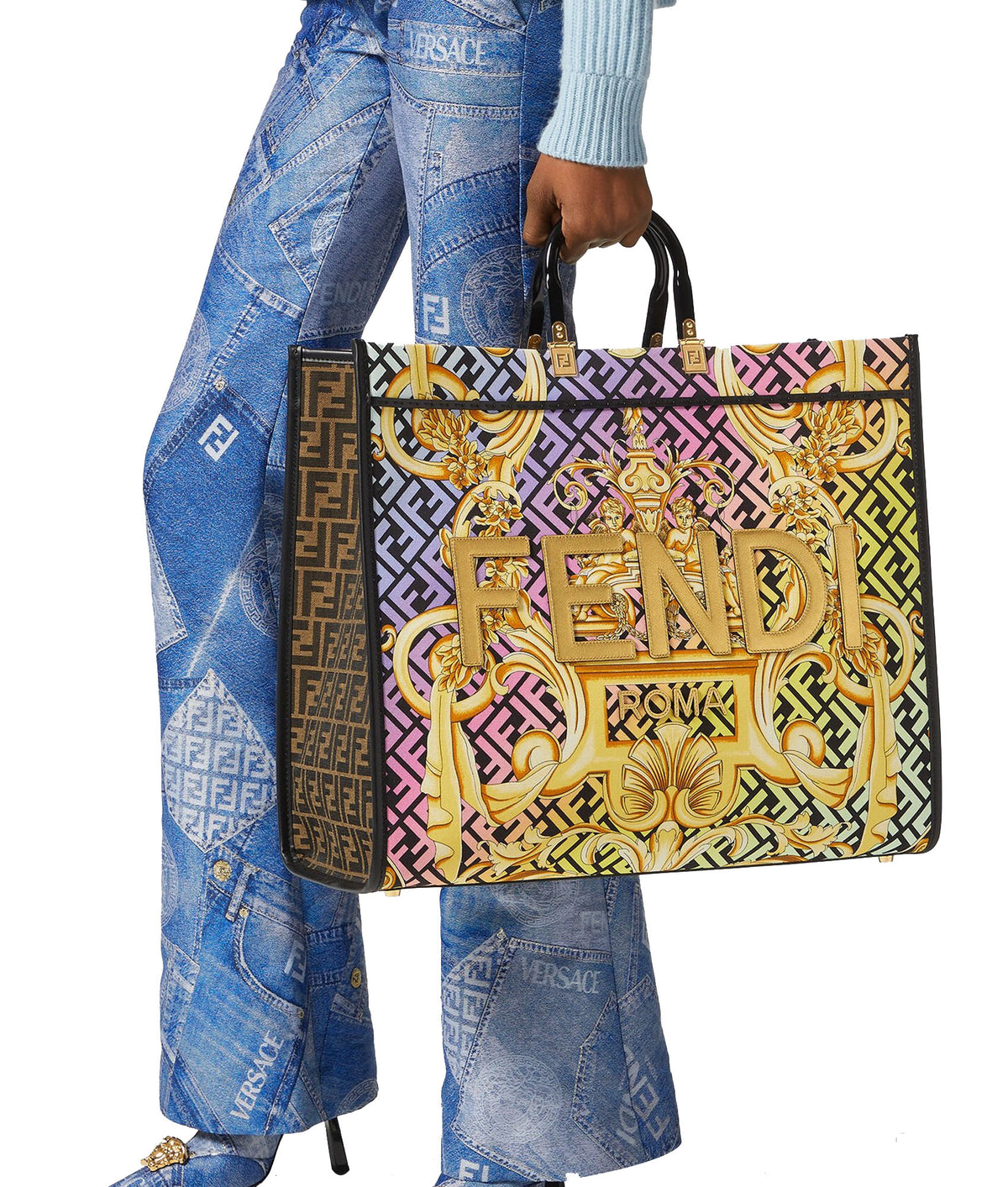 VERSACE