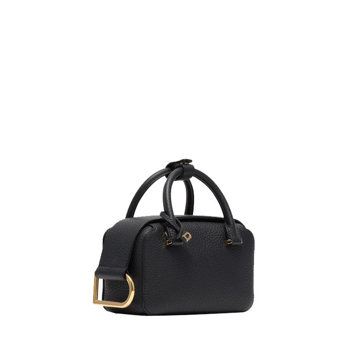 DELVAUX