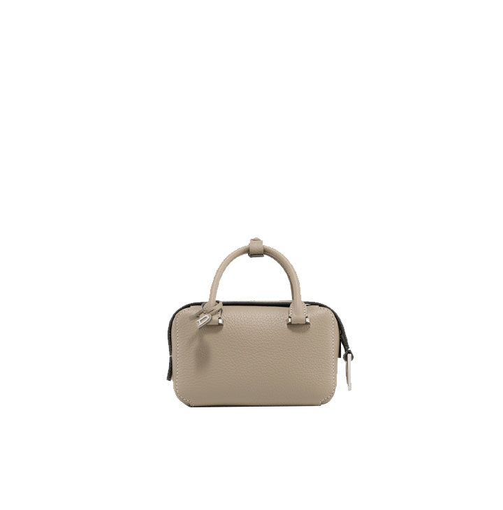 DELVAUX