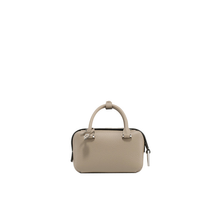 DELVAUX