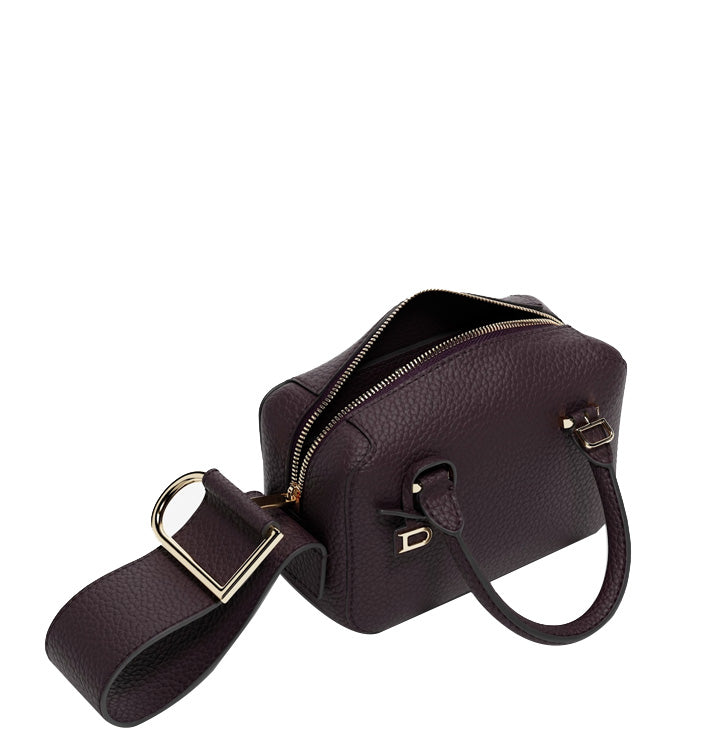 DELVAUX