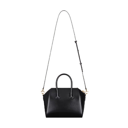 GIVENCHY