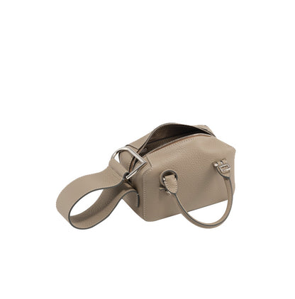 DELVAUX