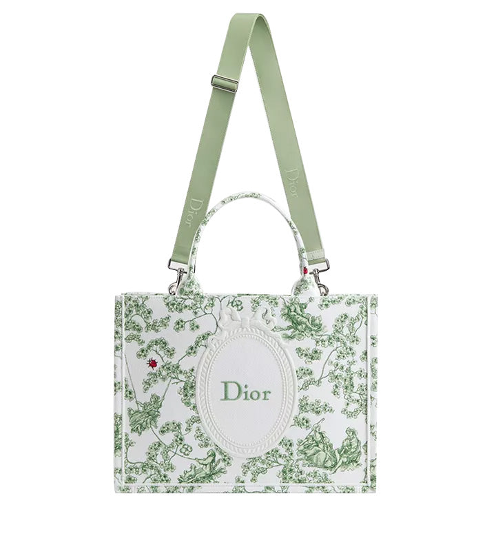 DIOR