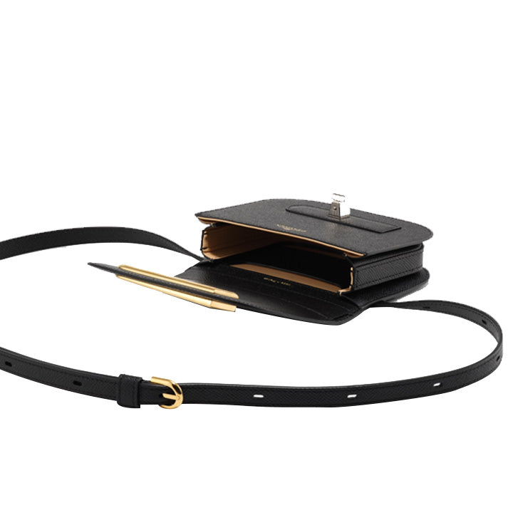 DELVAUX