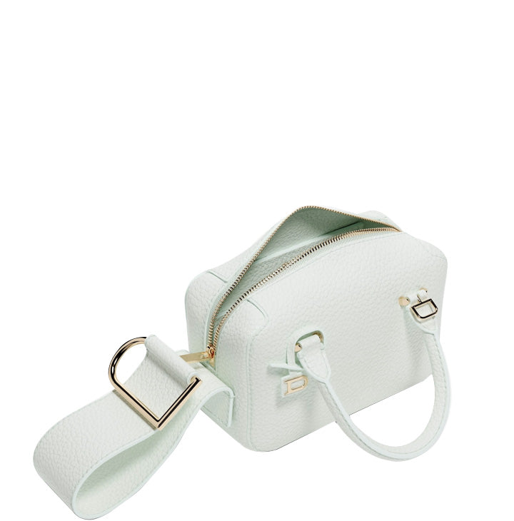 DELVAUX