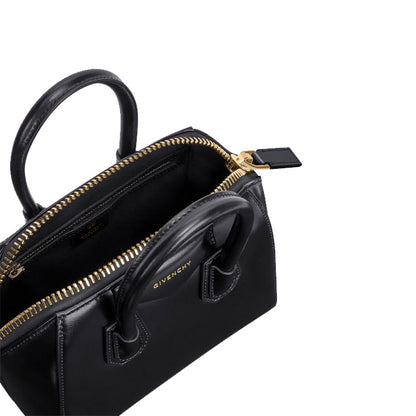 GIVENCHY
