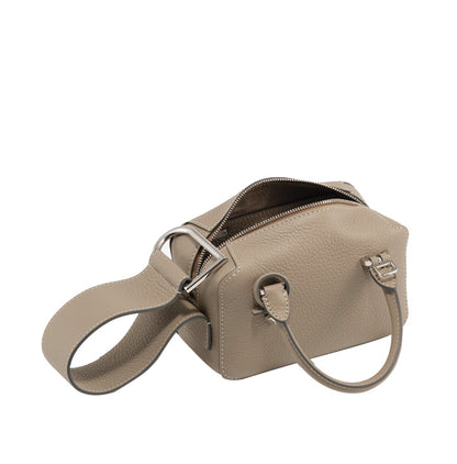 DELVAUX