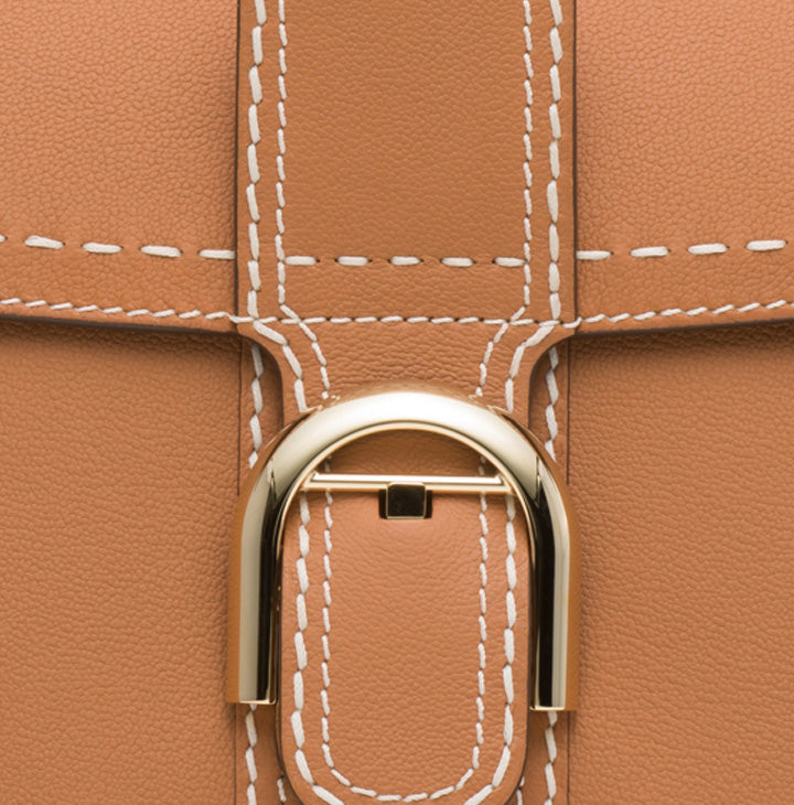 DELVAUX