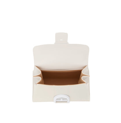DELVAUX