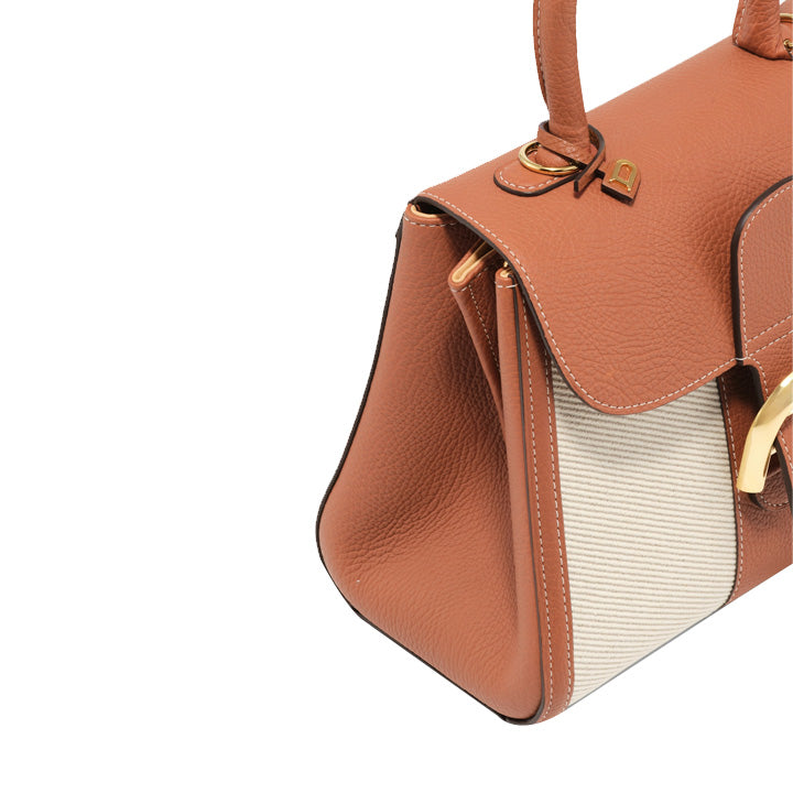 DELVAUX
