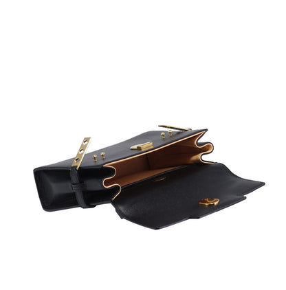 DELVAUX
