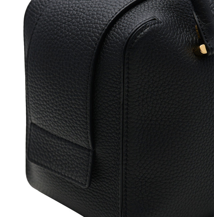 DELVAUX