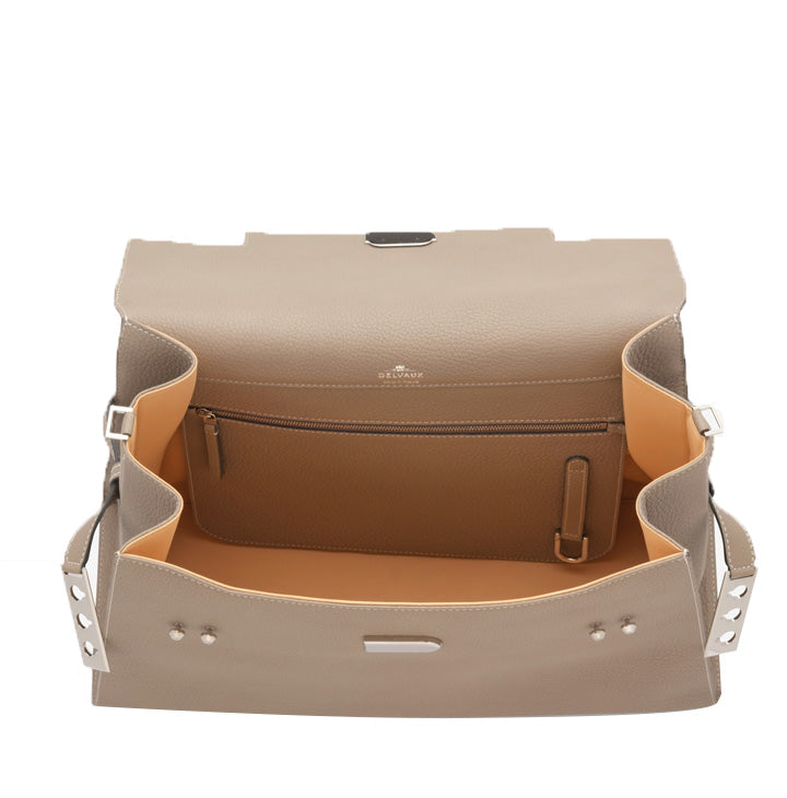 DELVAUX