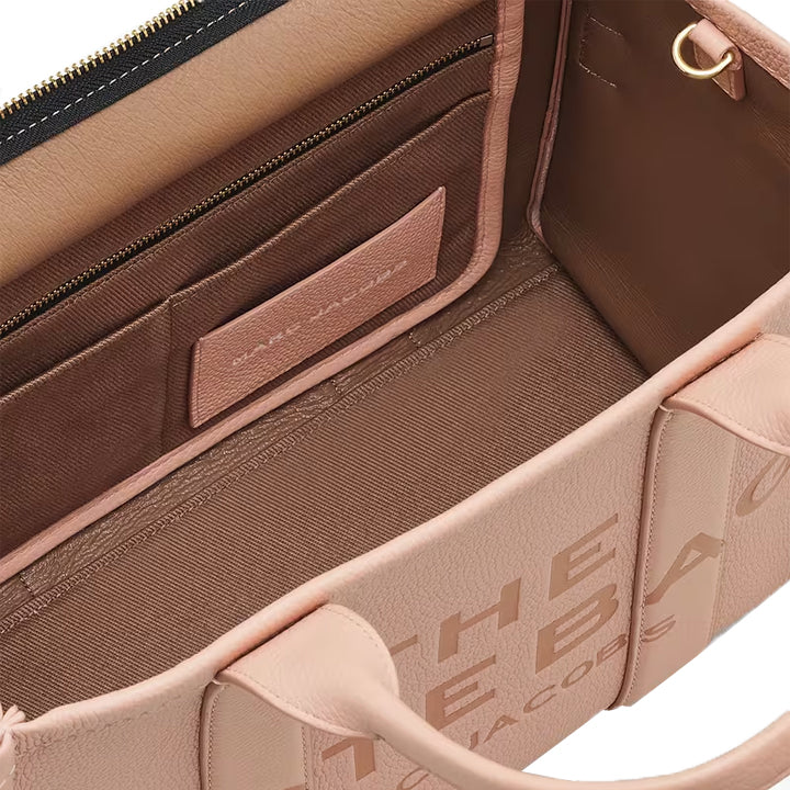 MARC JACOBS