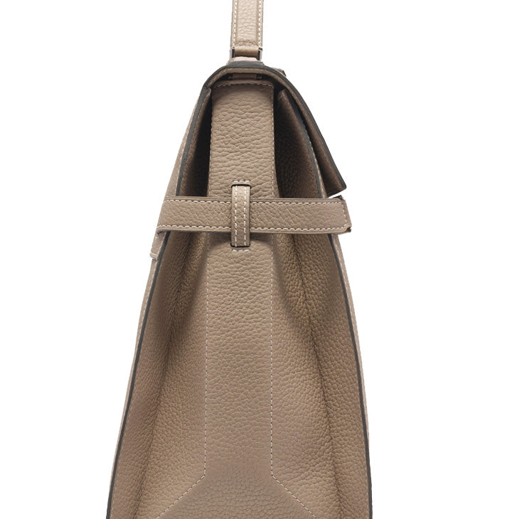 DELVAUX