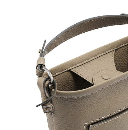 DELVAUX