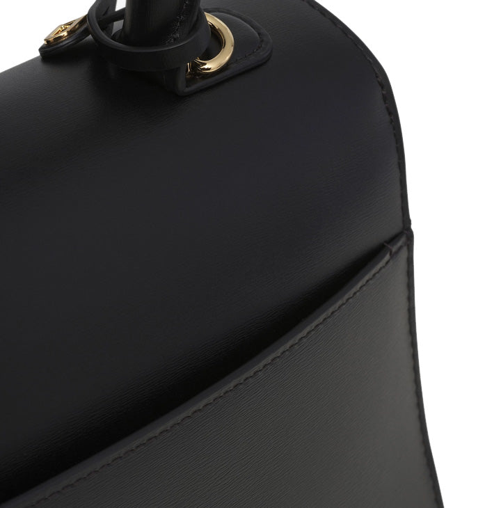 DELVAUX
