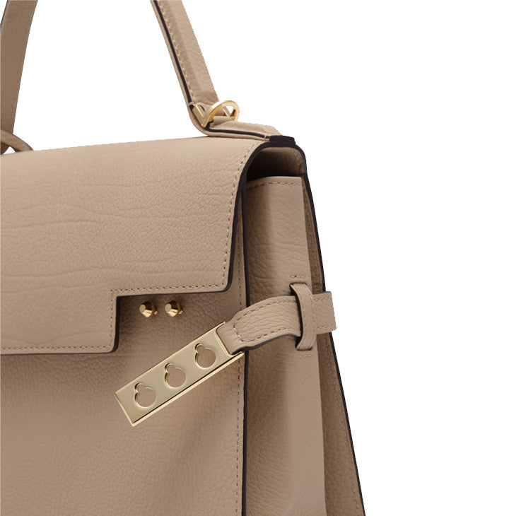 DELVAUX
