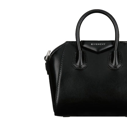 GIVENCHY