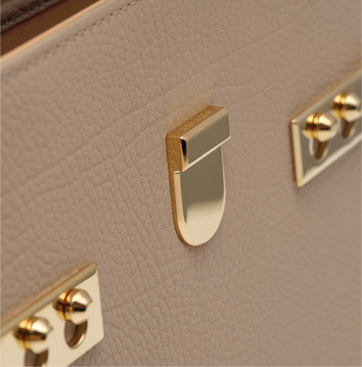DELVAUX