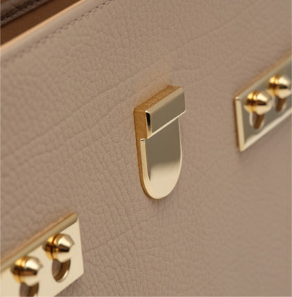 DELVAUX
