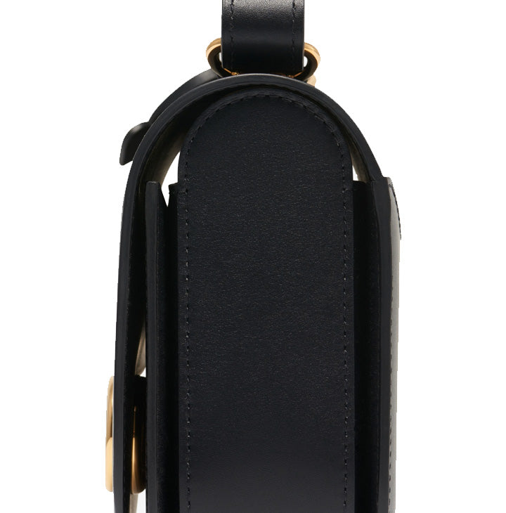 DELVAUX