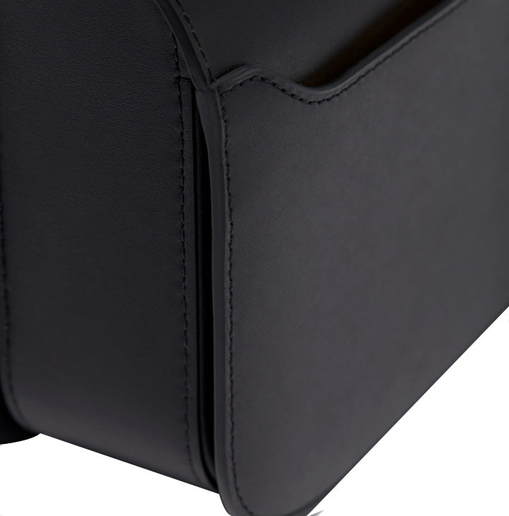 DELVAUX