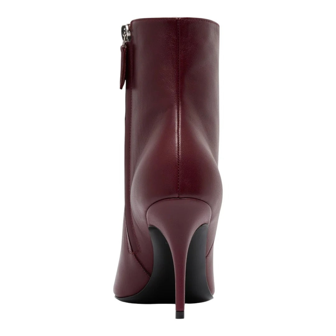 AMINA MUADDI