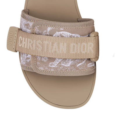 CHRISTIAN DIOR