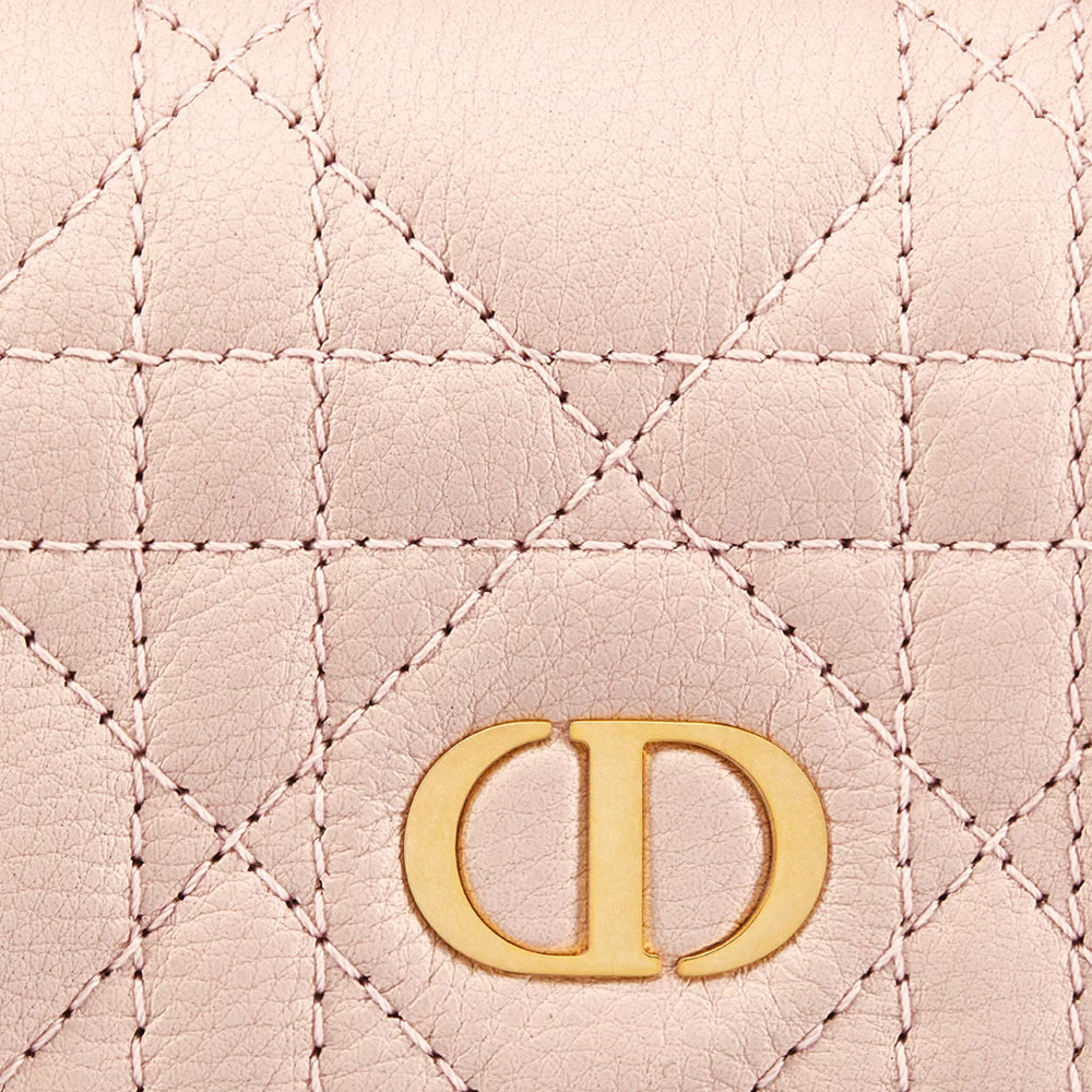 CHRISTIAN DIOR