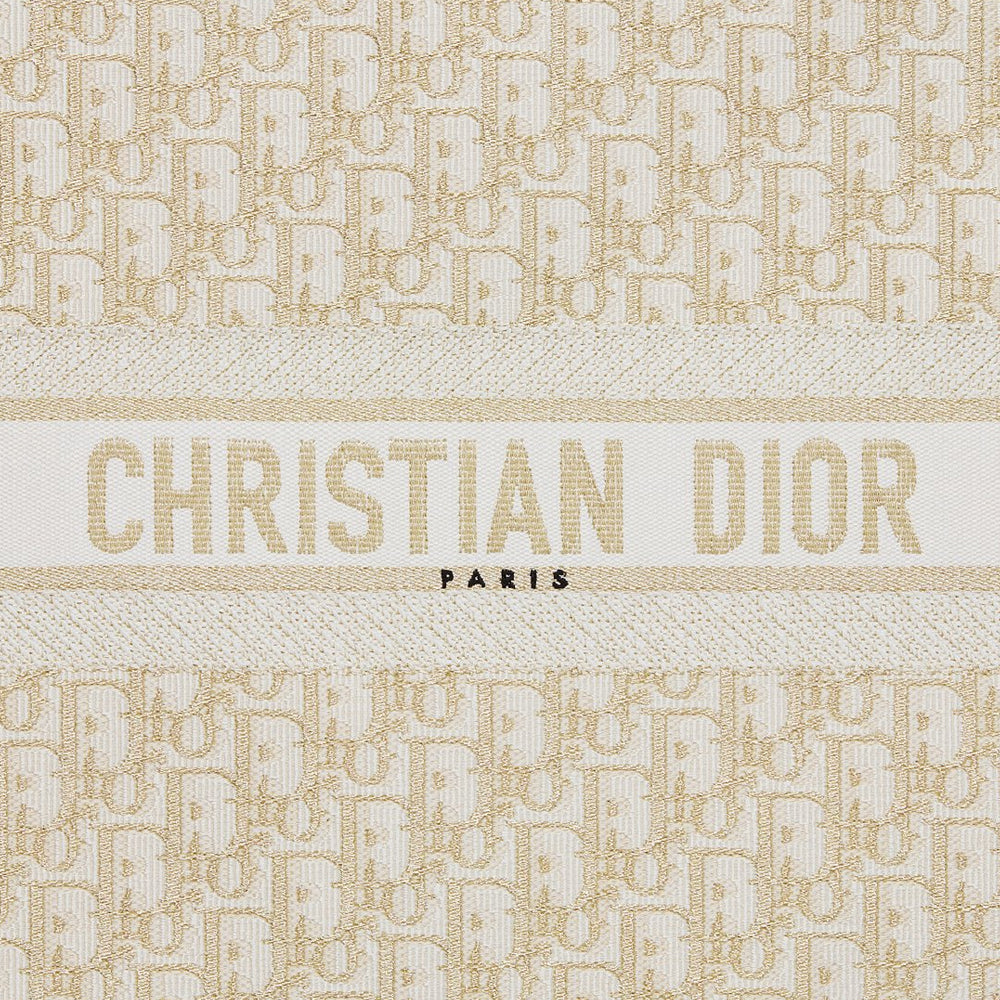 CHRISTIAN DIOR