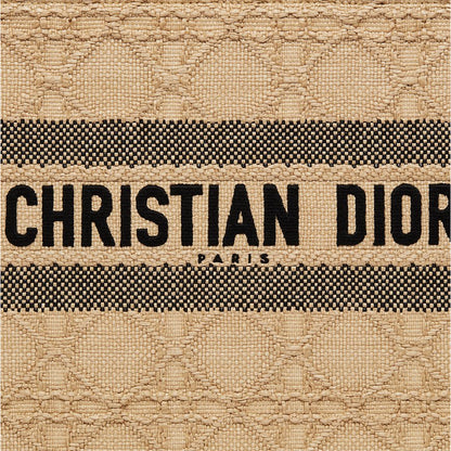 CHRISTIAN DIOR