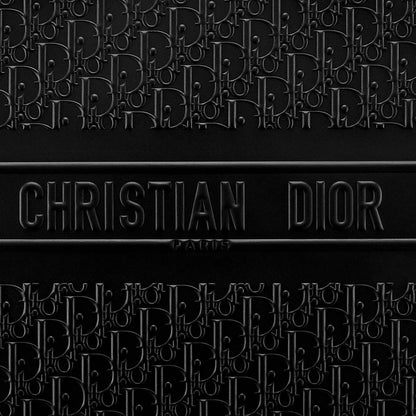 CHRISTIAN DIOR