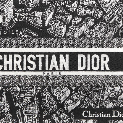 CHRISTIAN DIOR