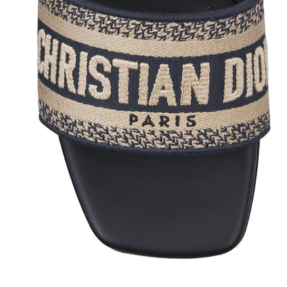 CHRISTIAN DIOR